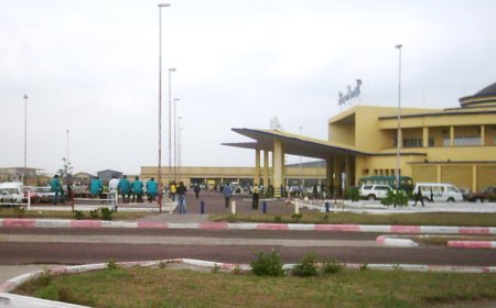 Kinshasa : la RVA augmente le prix du parking à l’aéroport de N’djili de 5$ à 14$