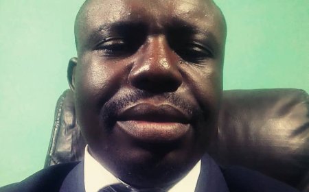 RDC : Le président de L'A.P.V.H International, Hervé Ndaywel Bwamanda salue et s'exprime sur la décision du Premier Ministre sur  la signature du décret fixant les modalités d'application de la Représentation des PVH dans les institutions