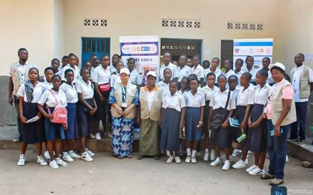 Kasaï Central : Grâce à l'UNFPA, FMMDI sensibilise les élèves filles sur l'hygiène menstruelle à Kananga