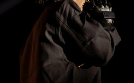 Gaz Mawete face à la pression familiale : l’artiste congolais refuse de se marier malgré l’insistance de sa mère